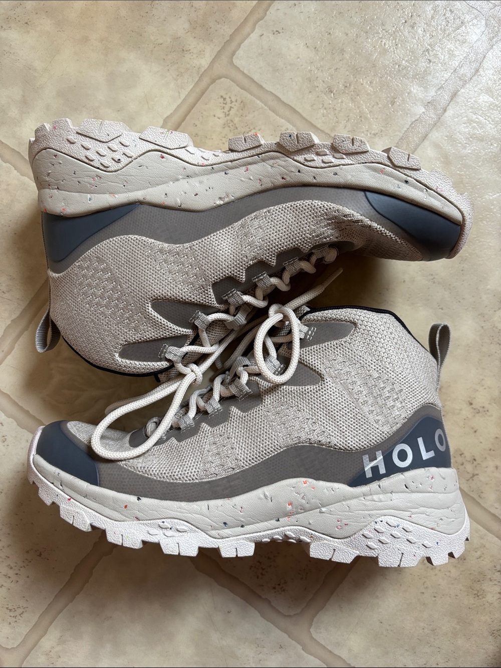 Holo Footwear Troy Mid Castle Rock HW712350 Women's Hiking
Shoes Size 9